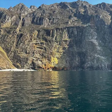 Riverside Haven In Апартаменты Ардара