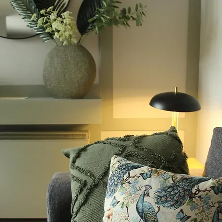 Апартаменты Riverside Haven In Ардара