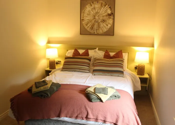 Daire Riverside Haven In