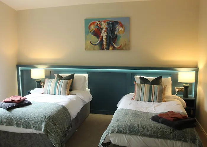 公寓 Riverside Haven In *